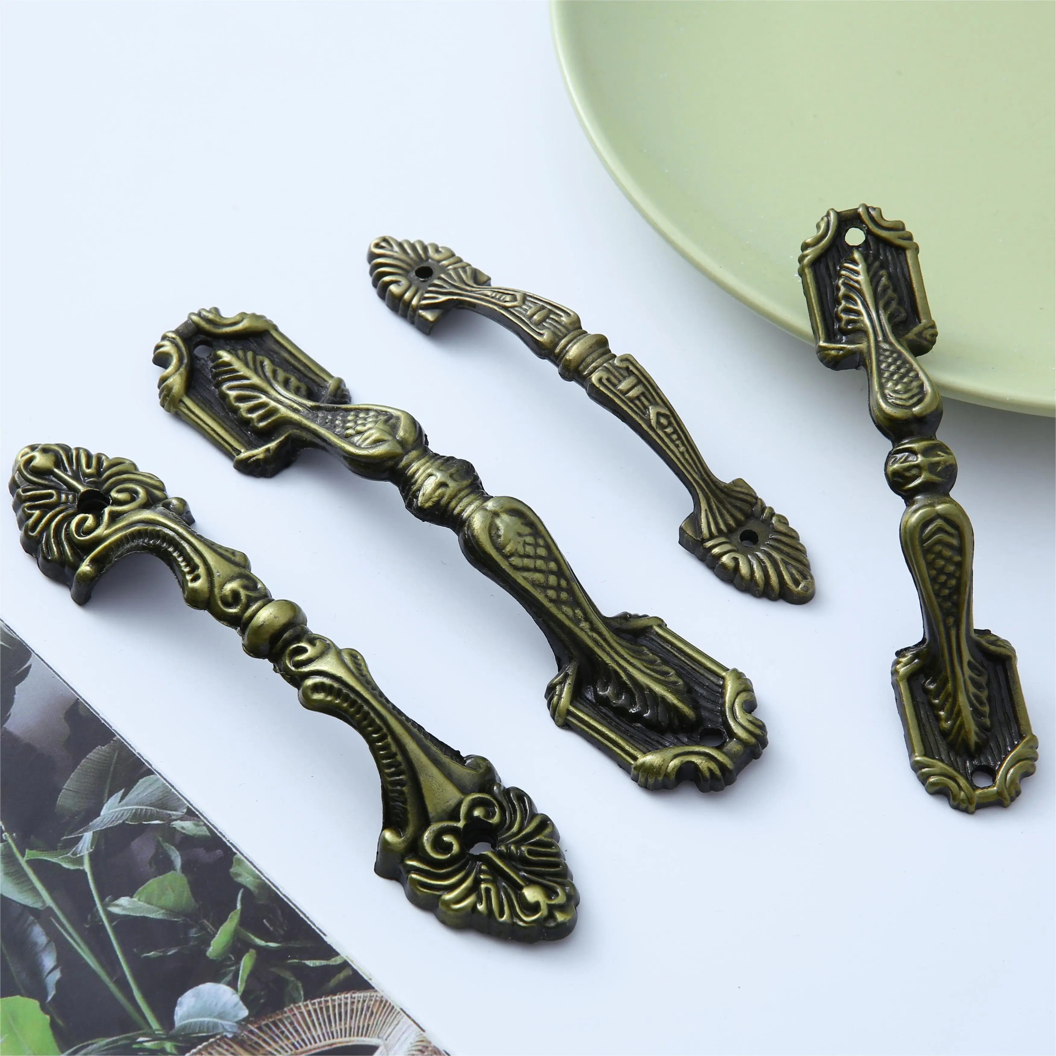 Zinc Alloy Handles Metal Vintage Antique Furniture Handles Bedroom Drawer Cabinet Handles