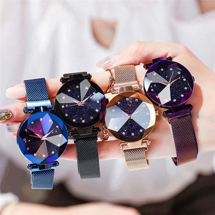 
Ladies Magnetic Starry Sky Clock Luxury Women Watches Fashion Diamond Quartz Wrist watch 