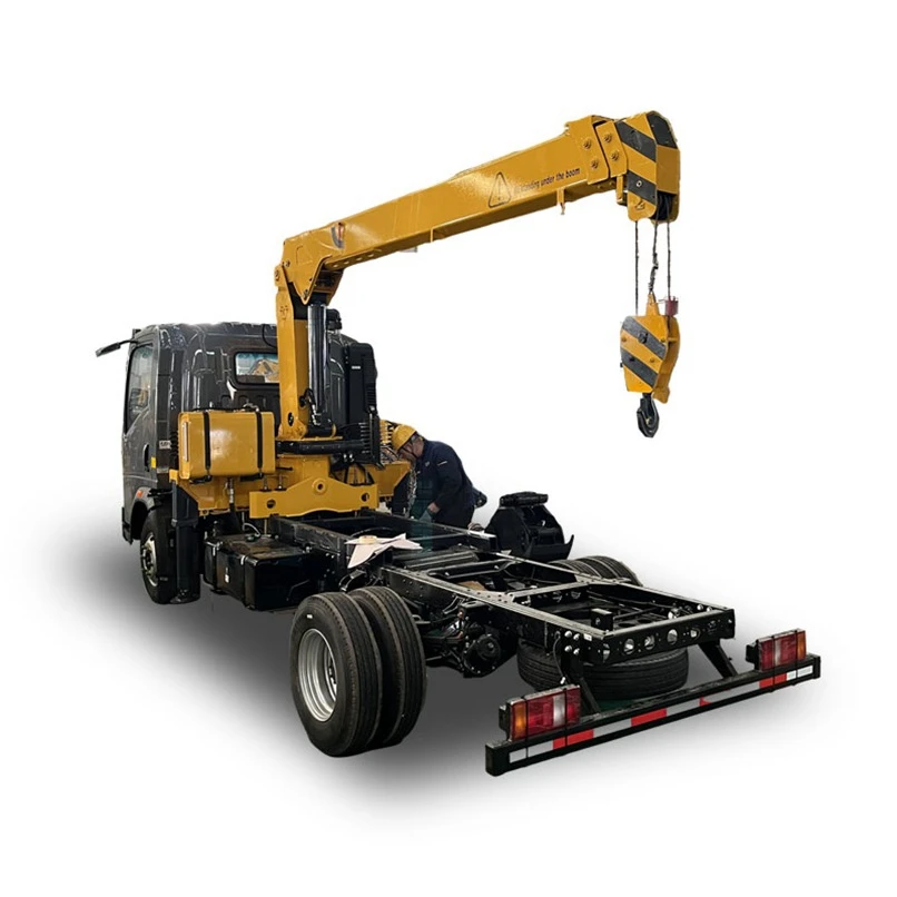 Chinese Factory 3.2Ton Hydraulic Crane Truck Mounted Crane Telescopic Lorry Crane
