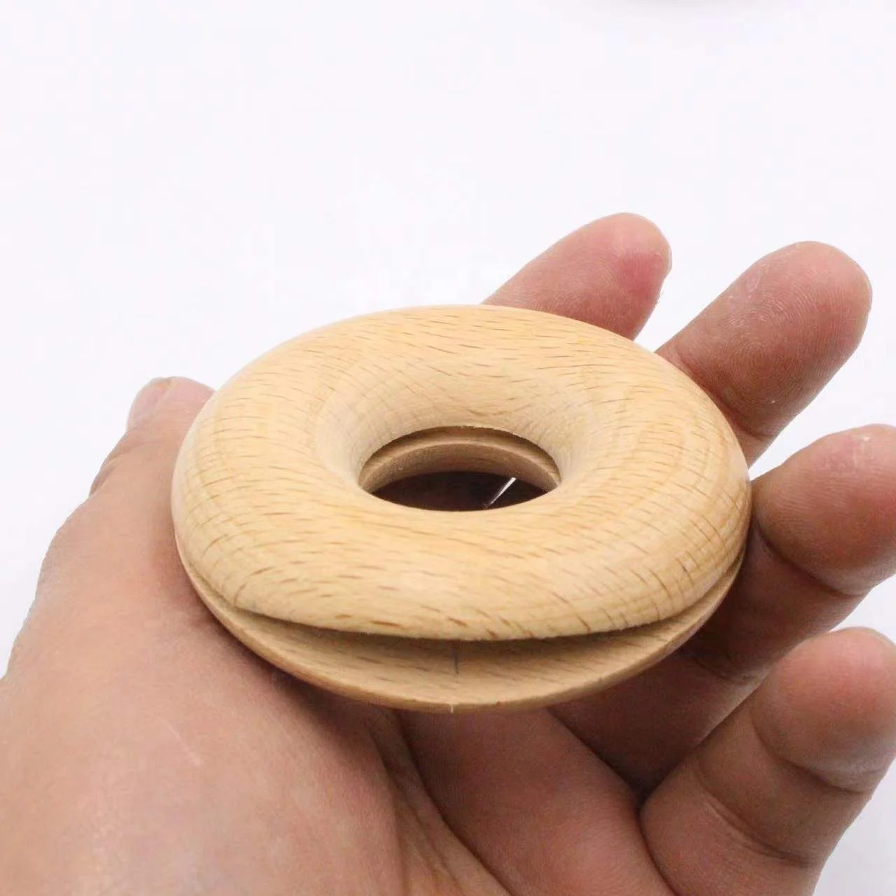 Creative wooden doughnut sealing clip Snack sealing clip Solid wood mouth sealer for household food packaging