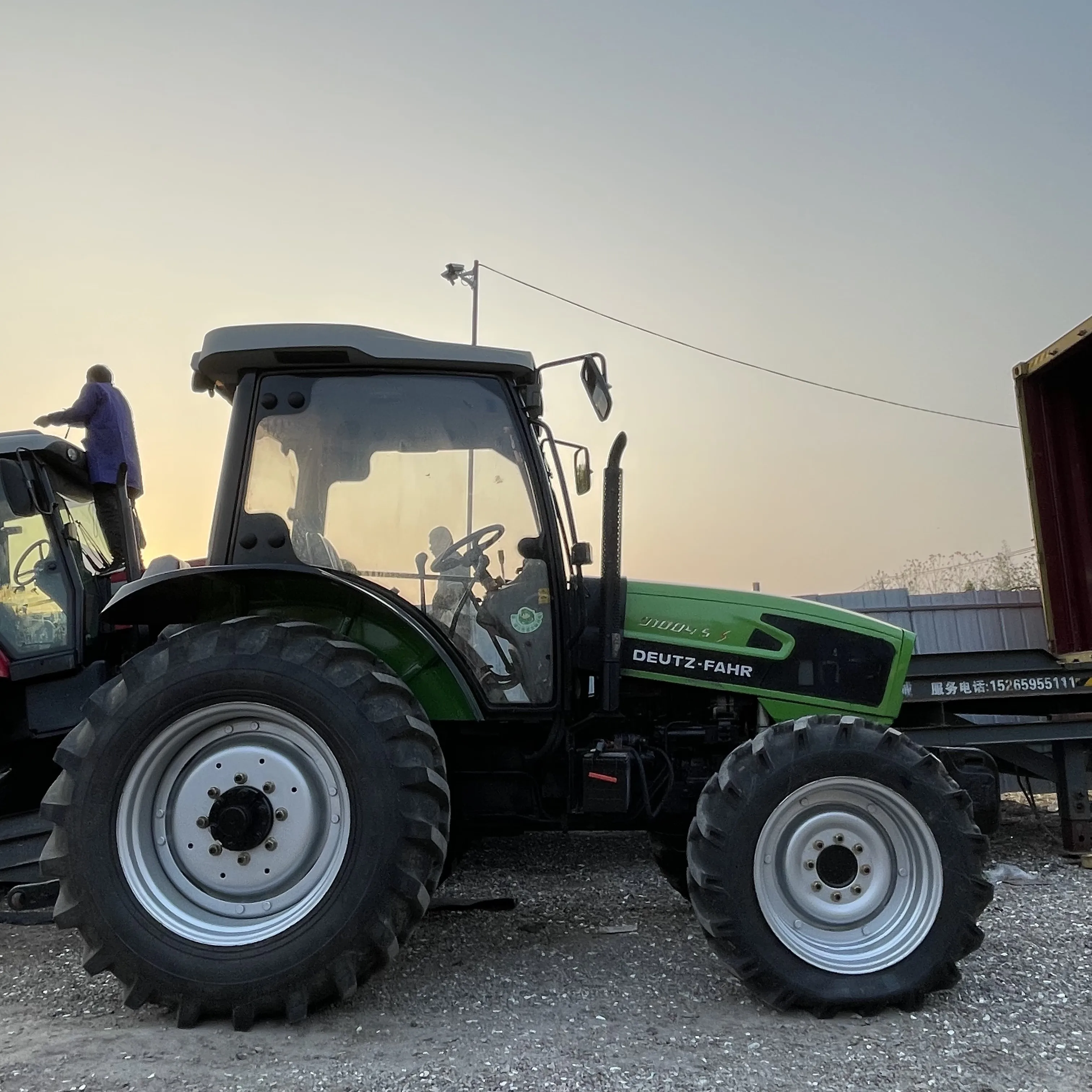 Low Price Used Tractors Deutz Fahr 1004 (100hp 4wd) With High Quality