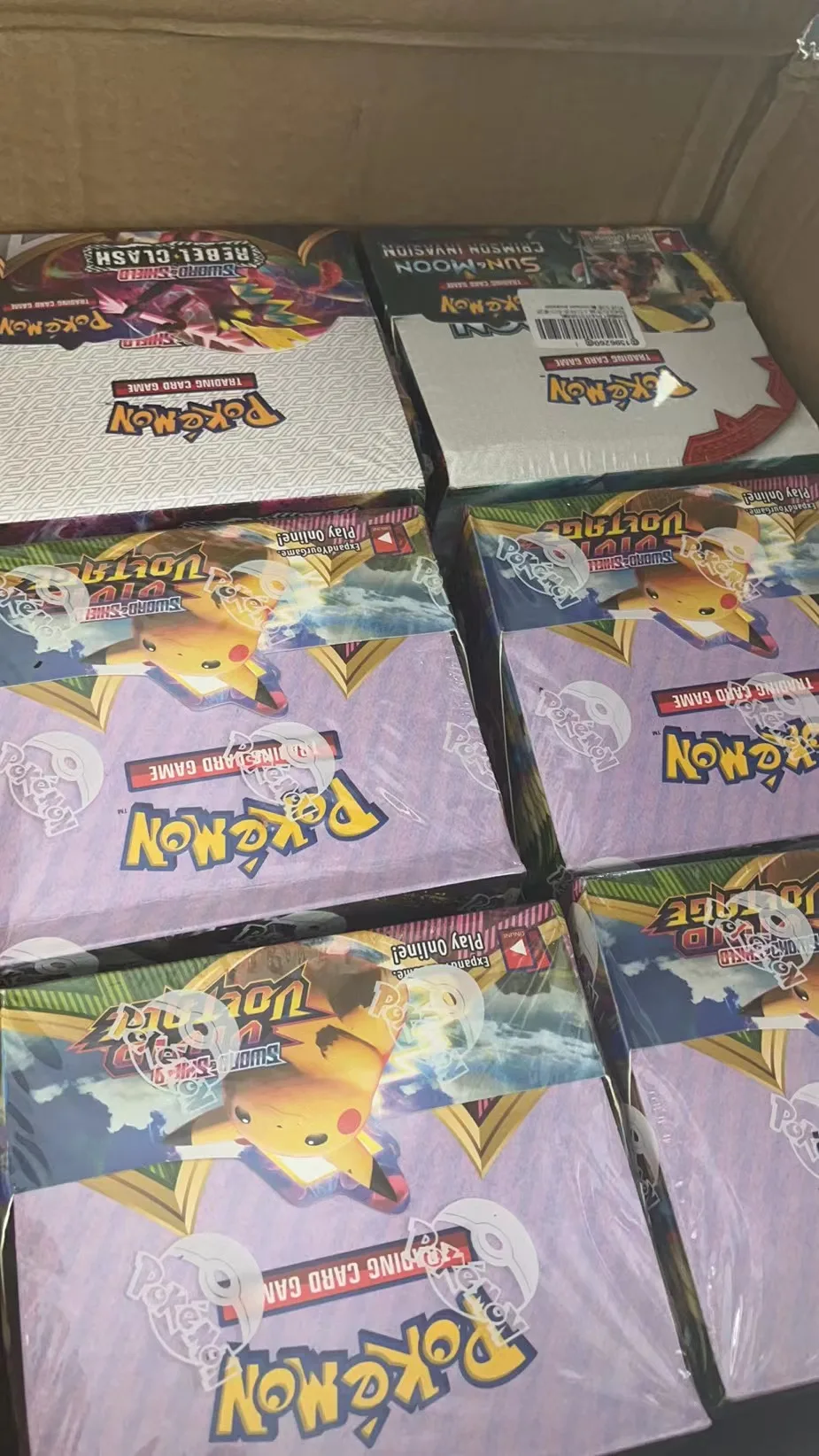 360 шт. меч и щит Poke mon TCG движущиеся небеса бесплатно на заказ языки испанского английского языков бустер коробка торговые