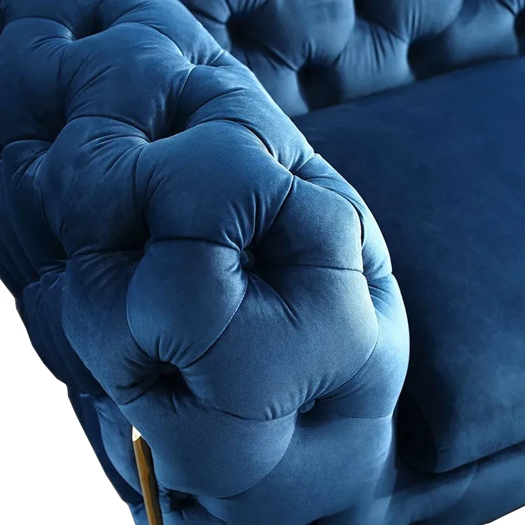 chesterfield sofa (7).jpg