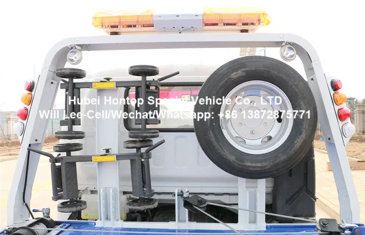 Dongfeng 4*2 Wrecker Tow Truck with 8T Crane