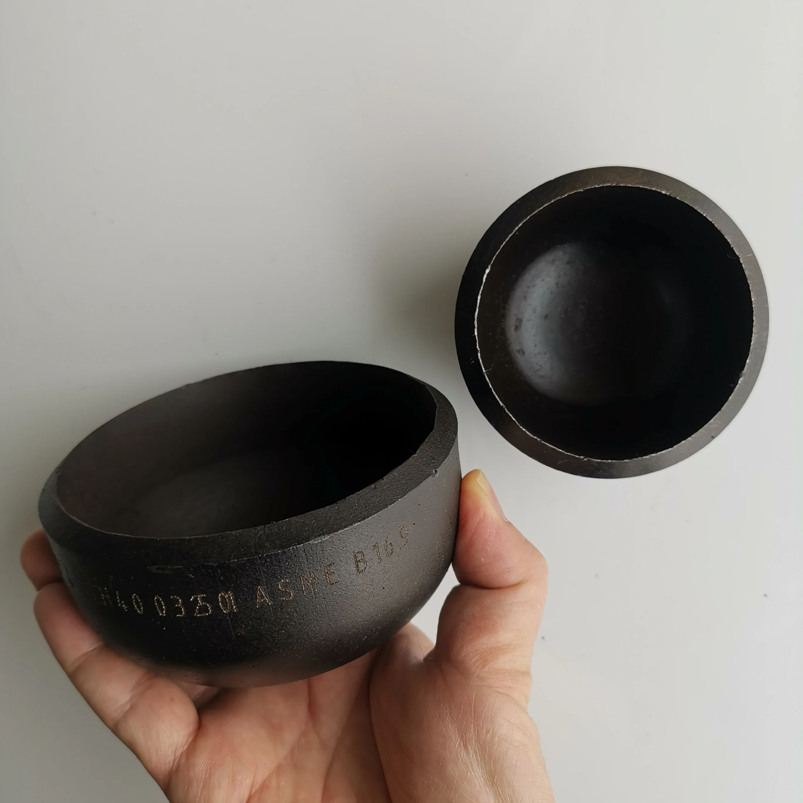 
A234 WPB carbon steel pipe cap 4