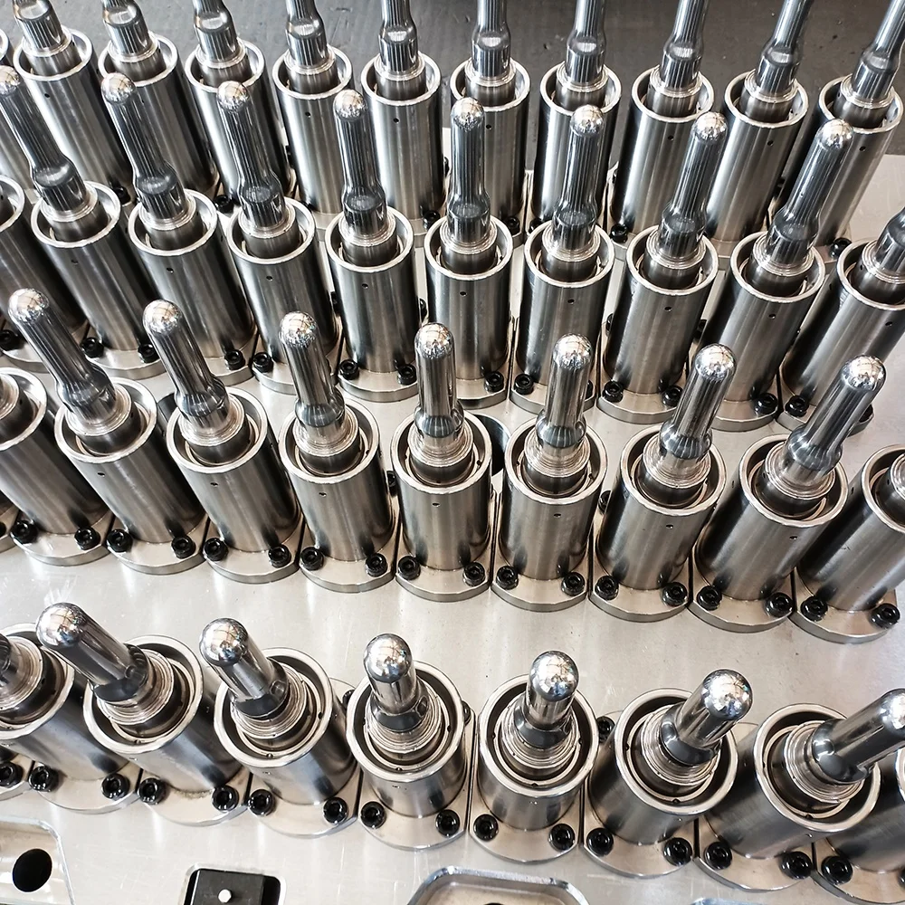 High Precision S136H 72 Cavity Pin Valve Gate PET Preform Mould in Hangxiang Mould Factory