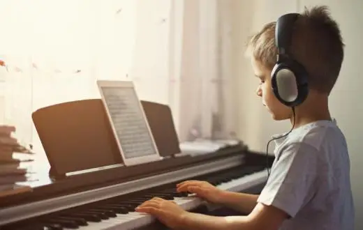 88 Keys Hammer Action Electronic Keyboard Elegant Digital Upright Piano In Stock