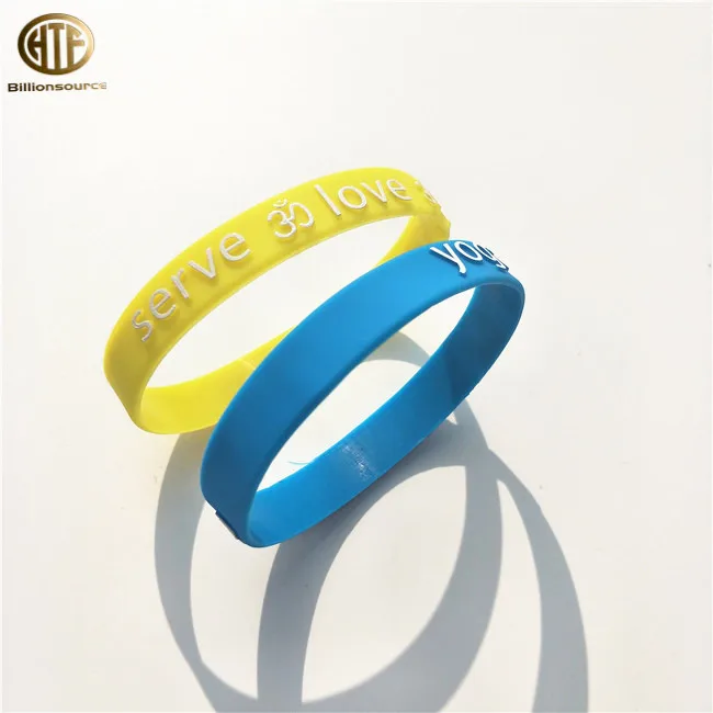 
BS-005 2021 Cool Embossed raised logo lettering silicone bracelets wristband 