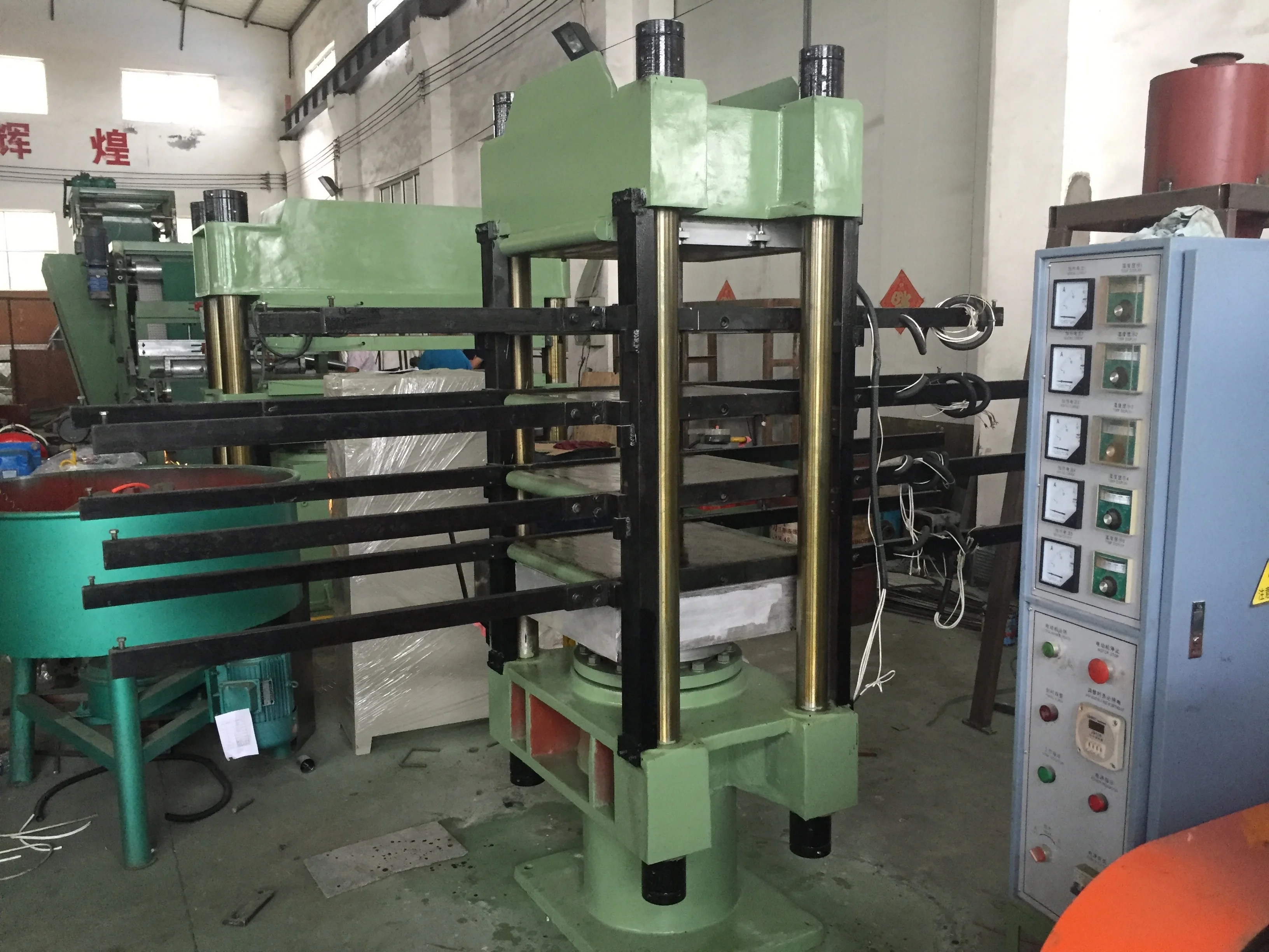 EPDM Gym Rubber Tile Floors Making Machine in Dubai/Rubber Tiles Plant Peru