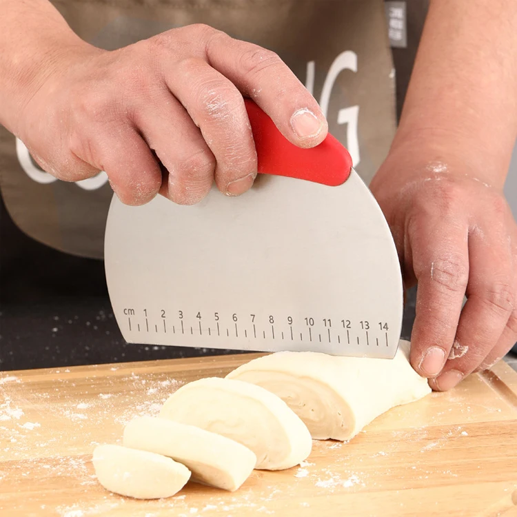 Hot Selling Semi-circle Scraper Stainless Steel Griddle with Scale