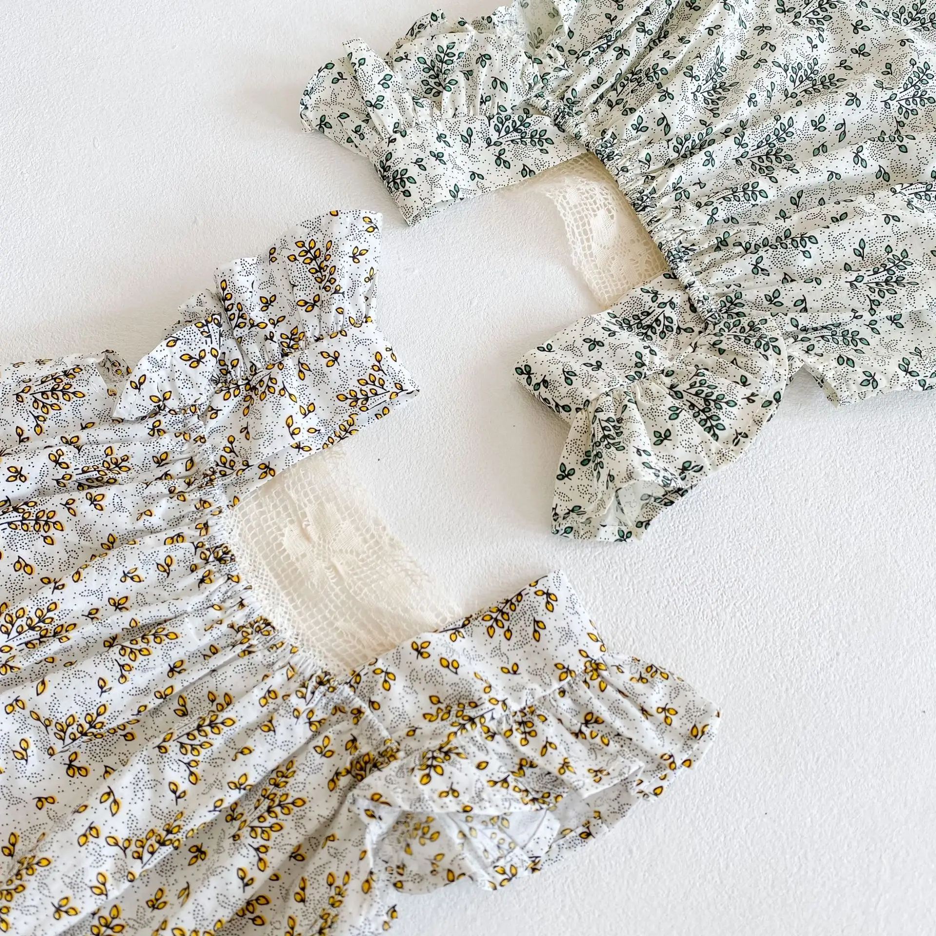 Summer baby jumpsuit female baby backless small leaves lace flying sleeves romper triangle romper romper