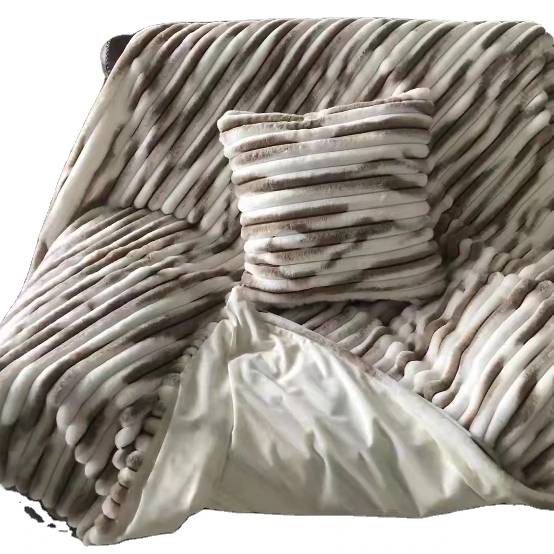 Factory wholesale quality winter hoodie blanket winter blankets Winter throw pillow