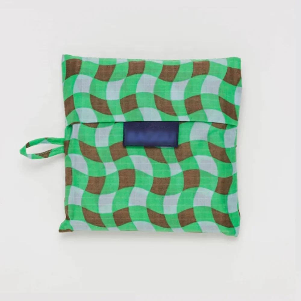 Customize Recycle Reusable bags in Polyester Portable Eco Standard Foldable Grocery Sustainable Shopping Tote Bag