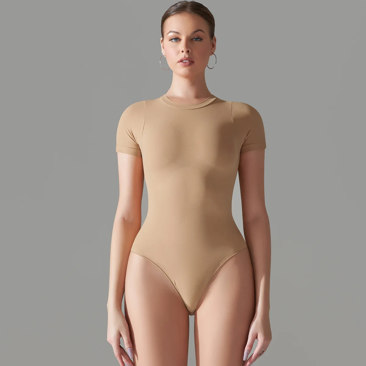 OEMWomen Short Sleeve One Pieces Jumpsuit Padded Seamless Bodysuits Fitness Yoga Workout Gym Sports Rompers Dance Wear Shapewear