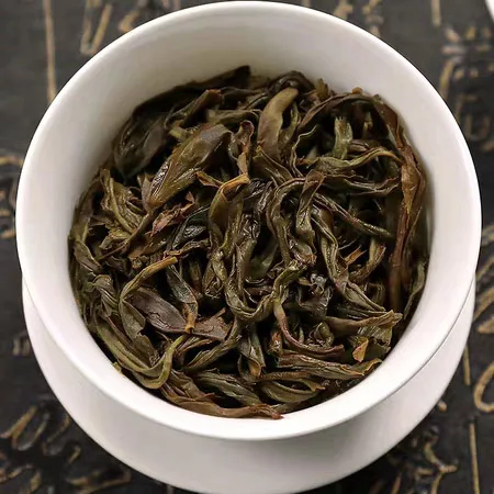 
Feng Huang Dan Cong oolong with with top quality and hot sale for winter from Guangdong province. 