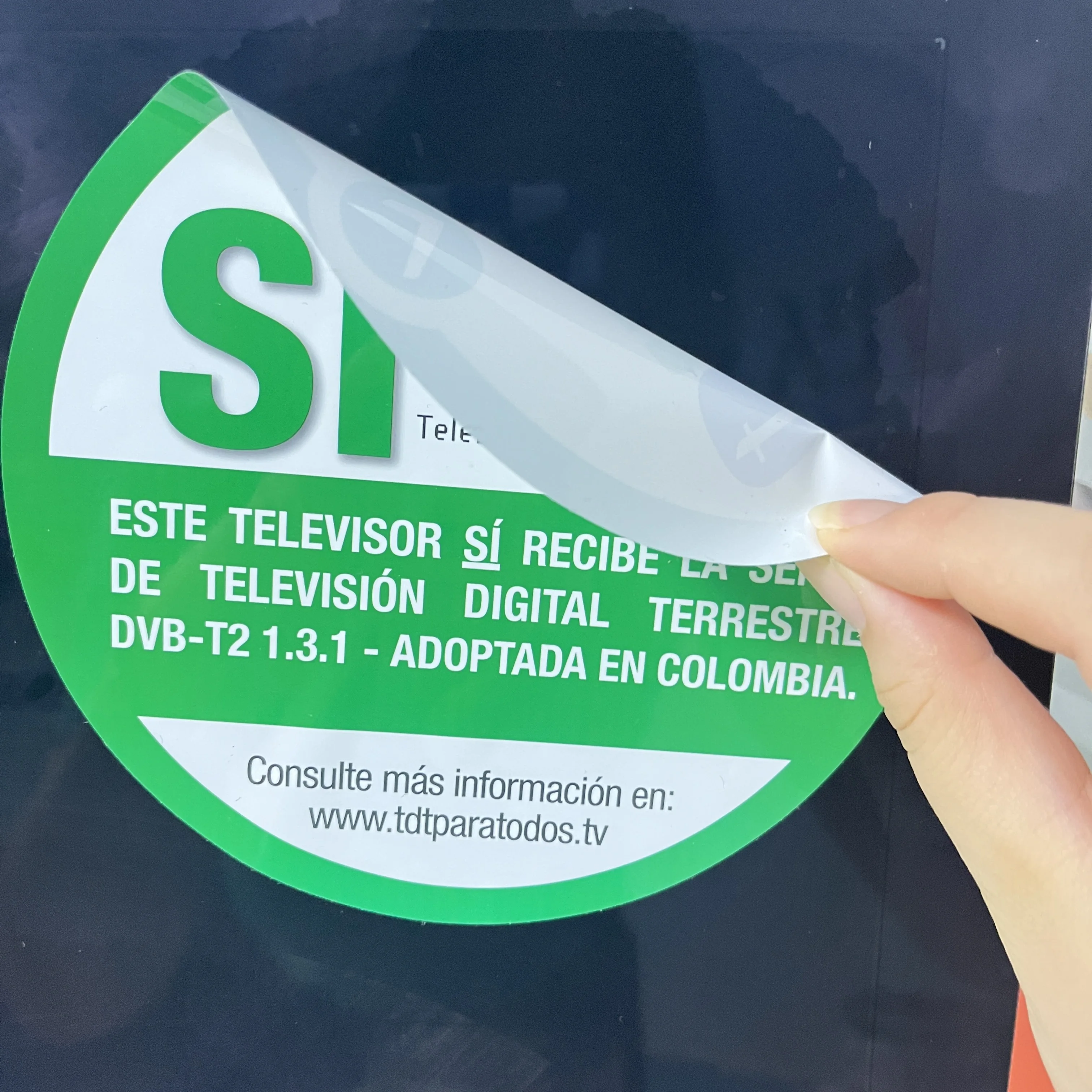 Reusable PET Static Cling No Residue Adhesive Sticker Electrostatique Anti Impact Silicone electrostatic Sticker For TV Screen