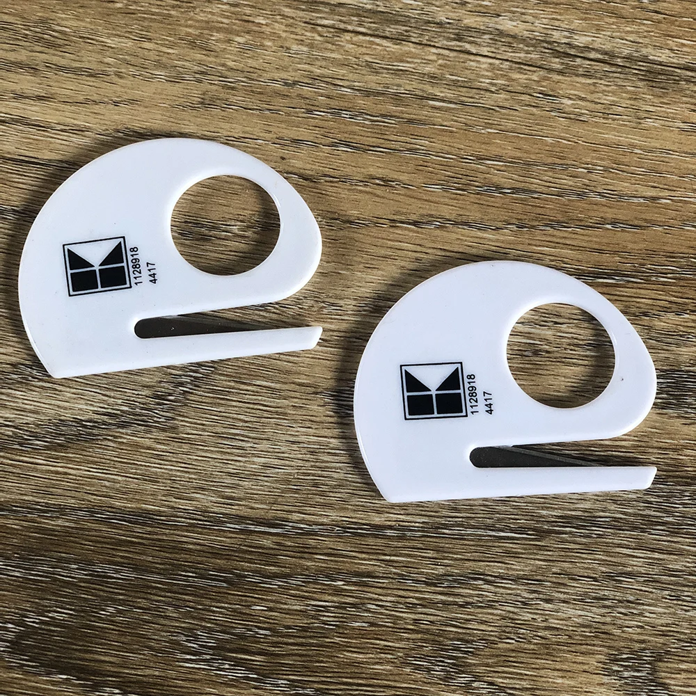 
PTLP-017 plastic ring shape letter opener 