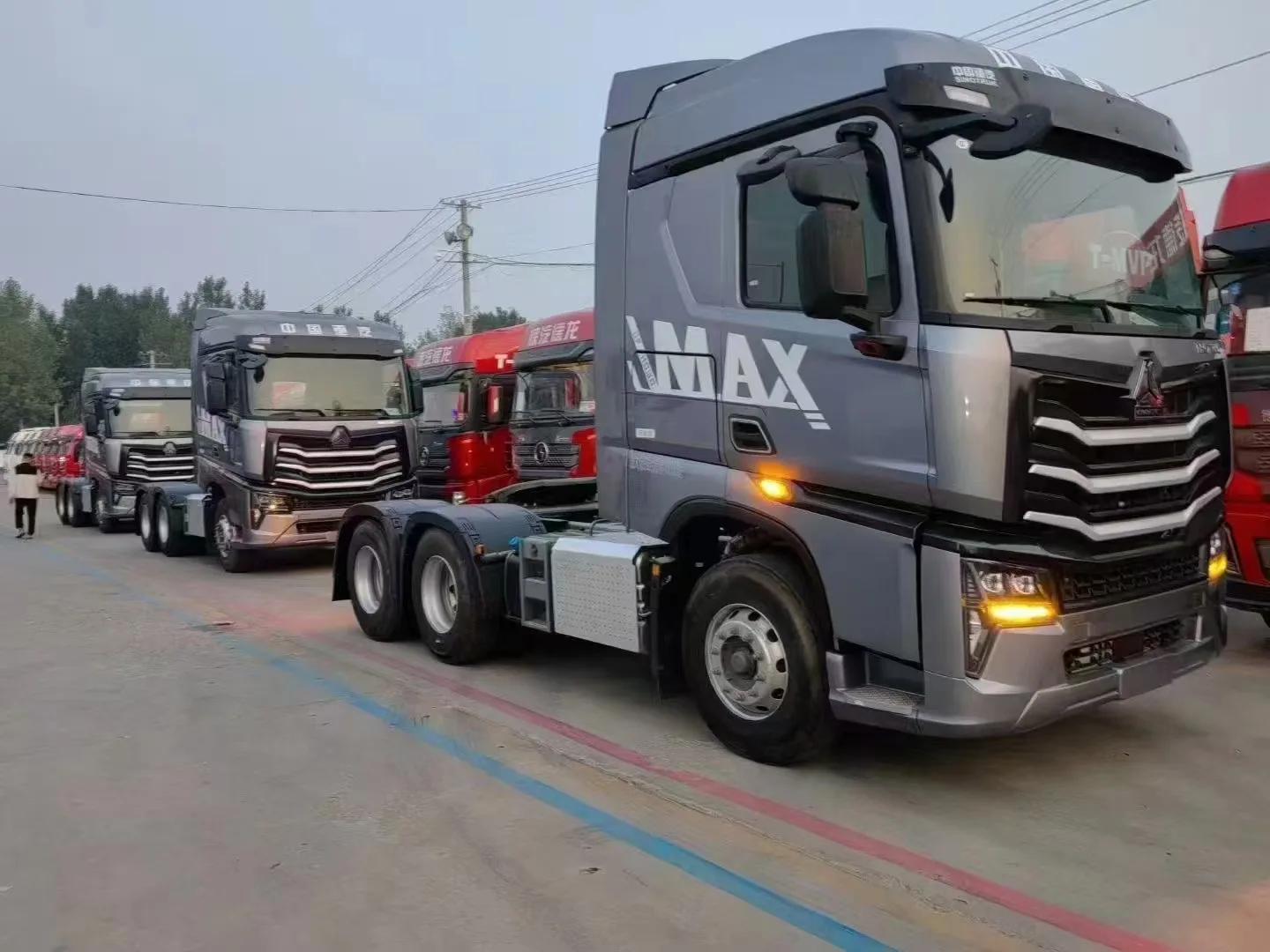 Подержанный 2023 HOWO MAX 510HP 480HP EURO5 EURO6 6x4 тягач для продажи Mexico
