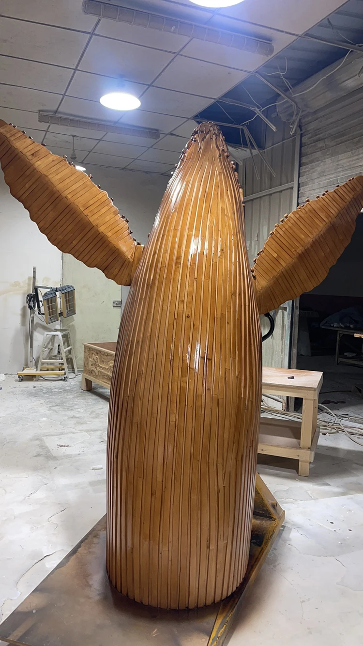 High Quality Outdoor Park Decor Wooden large 2.5 meters Modern Whale Animal Statue Sculpture
