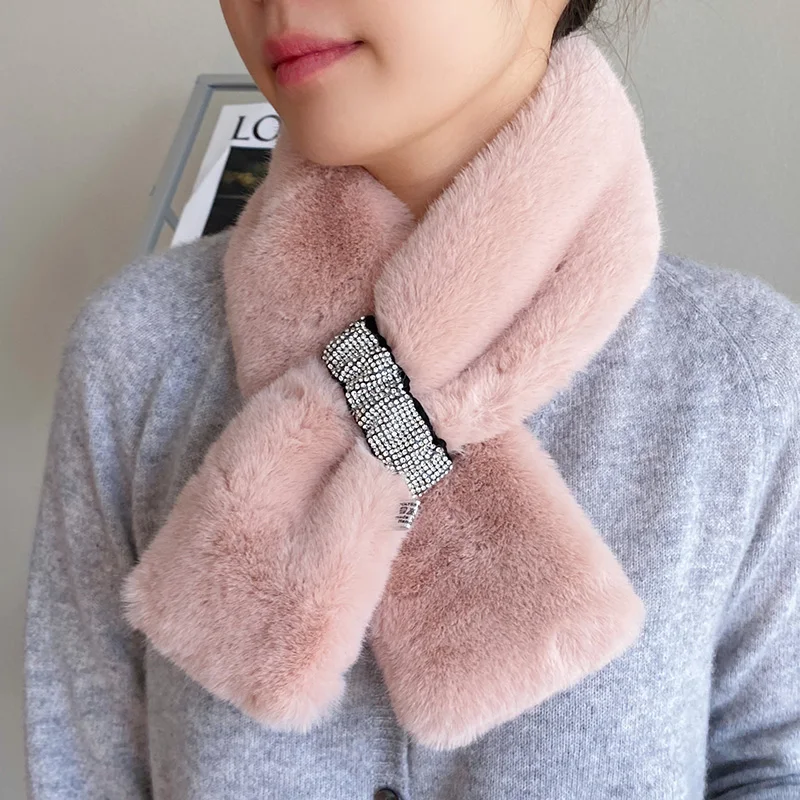 Factory Low Moq Winter Neck Scarf Multicolor Faux Fur Diamond Rhinestone Loophole Scarfs Soft Cozy Thick Neckerchief For Women