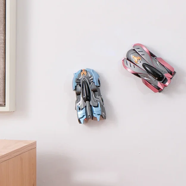 AiJH Brinquedo Watch Remote Control Car 2.4G Gravity Antigravity Machine Auto Wall Climbing 360 Rotating Stunt RC Car