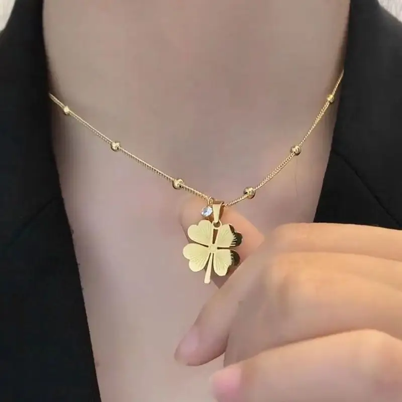 High Quality Non Fading Titanium Steel Four Leaf Clover Zircon Pendant Necklace For Women Party