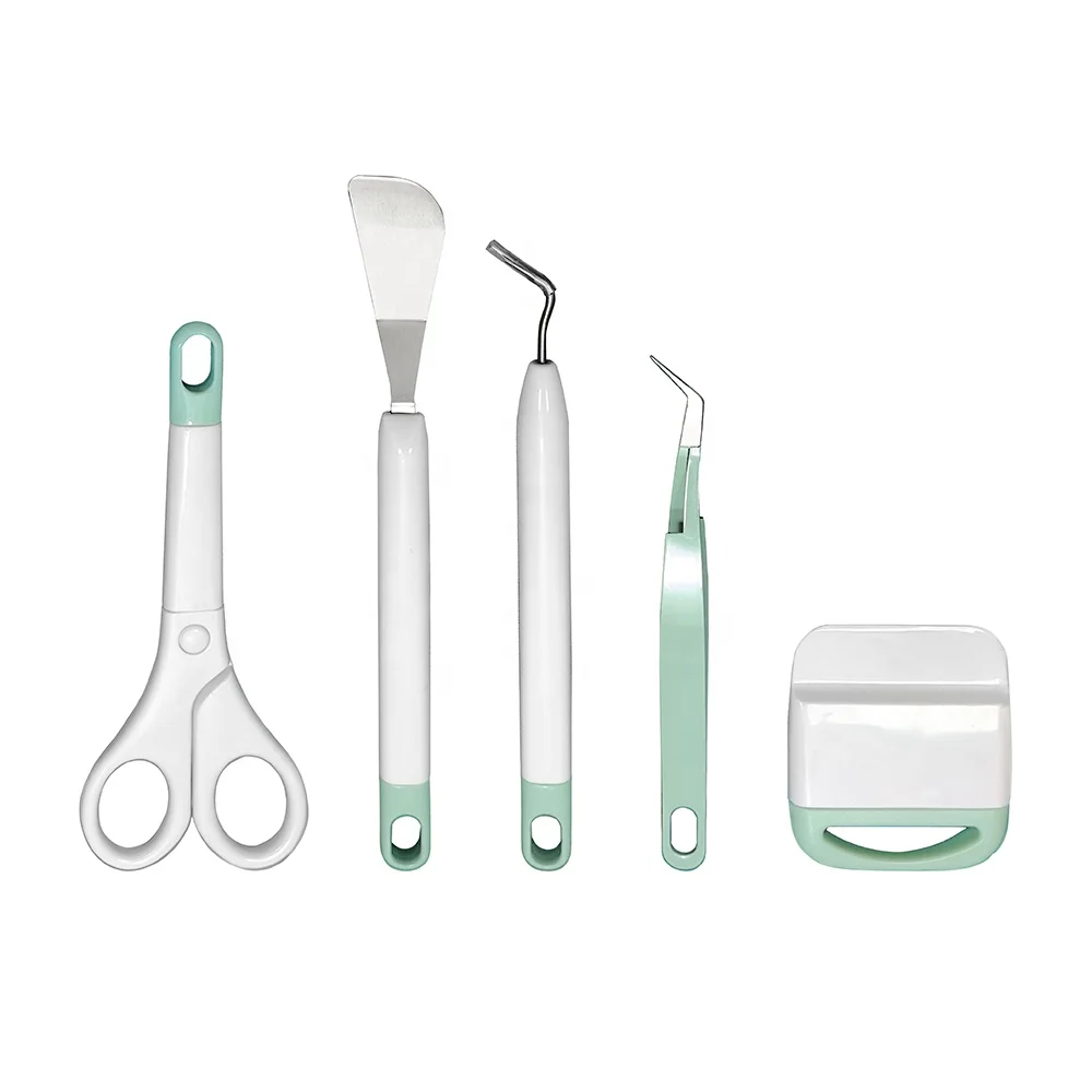 Набор из пяти режущих инструментов в основном используется для изготовления художественных и ремесленных изделий бумаги.