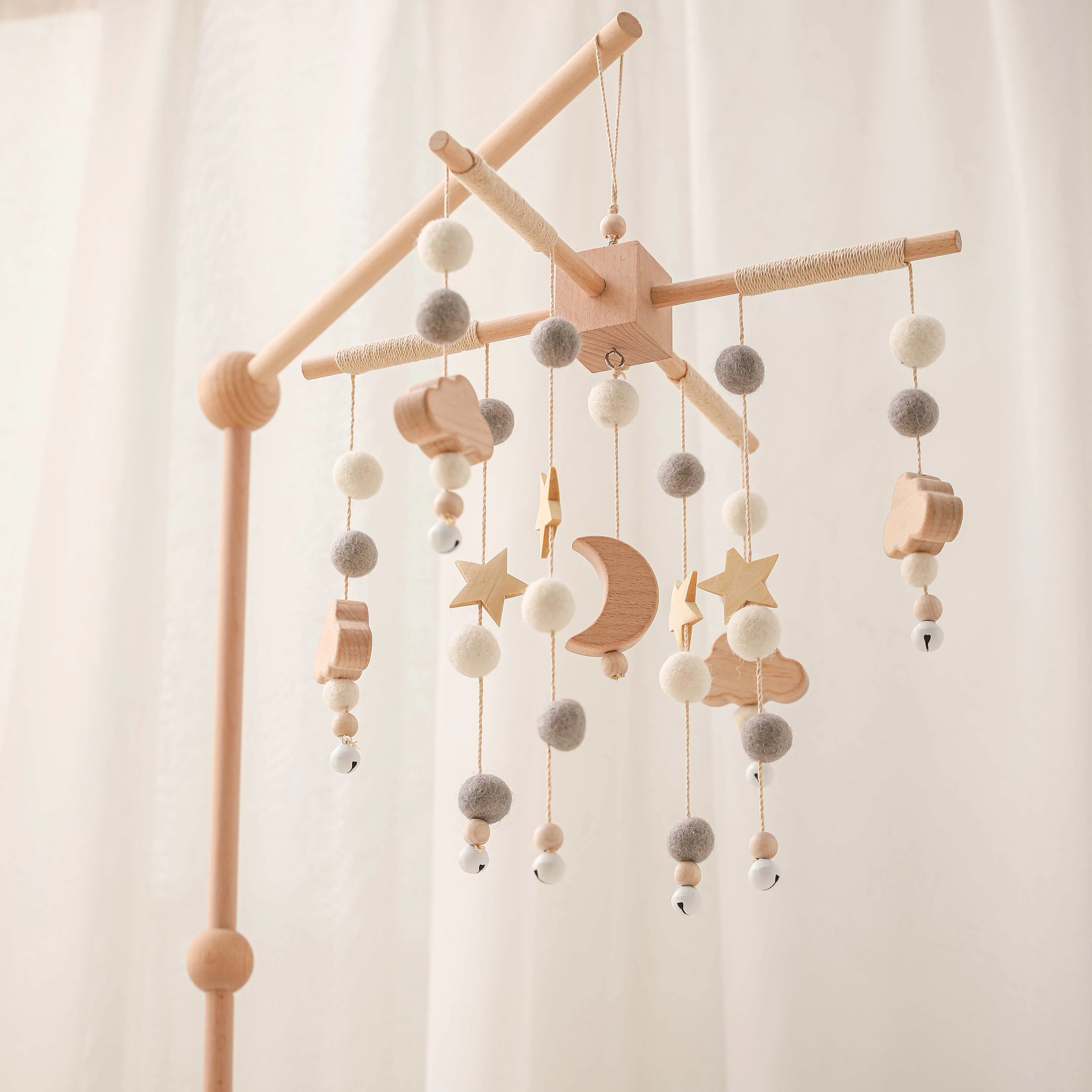 Hot Sale Handmade Plush Baby Bed Bell Custom Felt Baby Sleep Mobile Colorful Plush Music Bed Bell