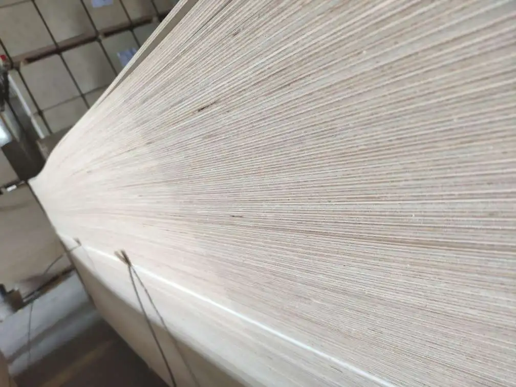 Bintangor Interior Door Skin Plywood / Triplay Okume 3mm 2.7mm Okoume Plywood For Peru