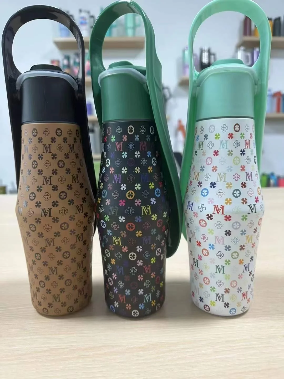 Бутылка для воды собак