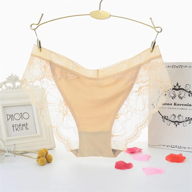 
Wholesale Women Sexy Traceless Underwear Lace Seamless Panties 2018 Girls New Design Underwear 