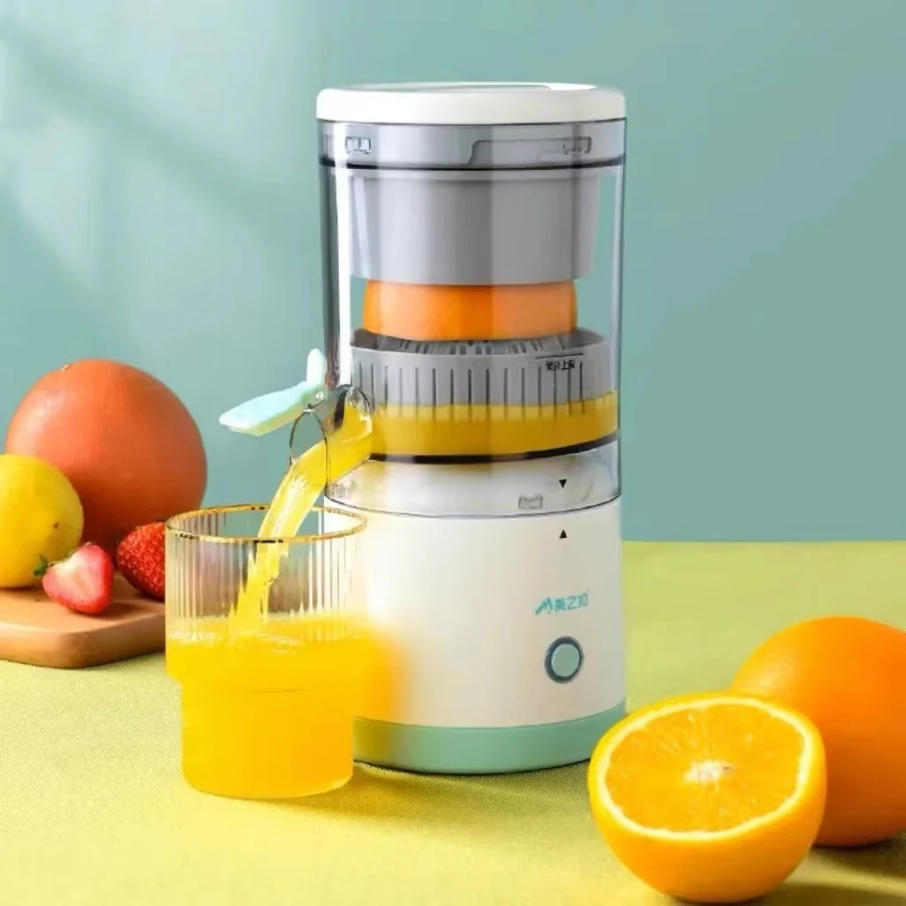 Portable Rechargeable juices Automatic Mixing Juicer Low Noise Small Home Juice Machine with USB Power Source
