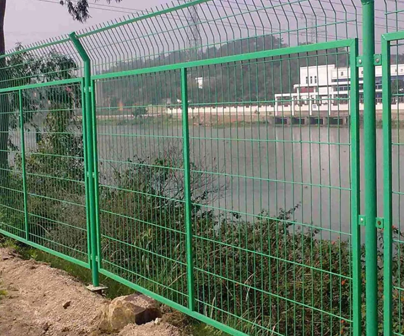 Mesh Bird Cage Roll Weld Price List Galvanized Pvc Coated Welded Wire Mesh