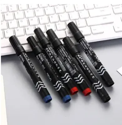 Wholesale Black waterproof Permanent Marker with logo Multi-purpose Fabric Marker Paint Marker Smooth Writing School 3 colors