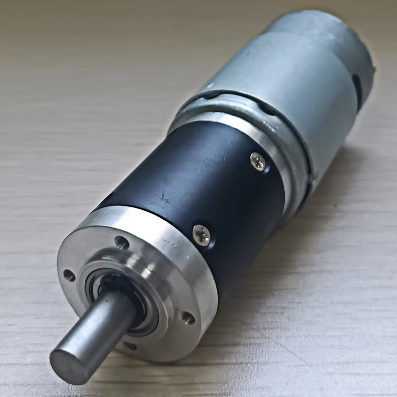 The manufacturer directly supplies 12v 24v high torque 3N 32mm 555 DC miniature planetary reducer brush motor with gear box