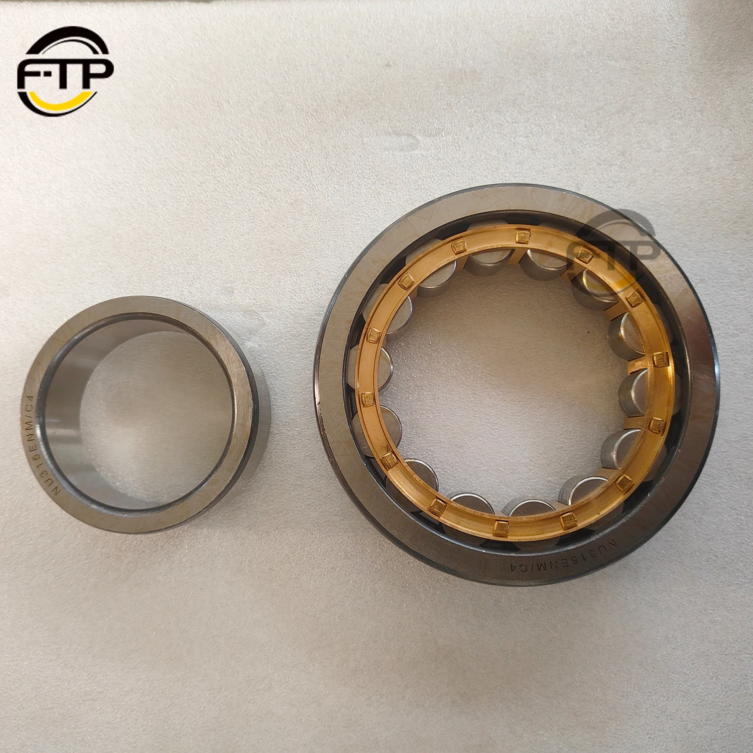 Hot Sale 1781519330 Roller Bearing D155A-2 D355C-3 D155S-1 D155W-1 Bulldozer Torqflow Transmission Transfer Bearing 178-15-19330