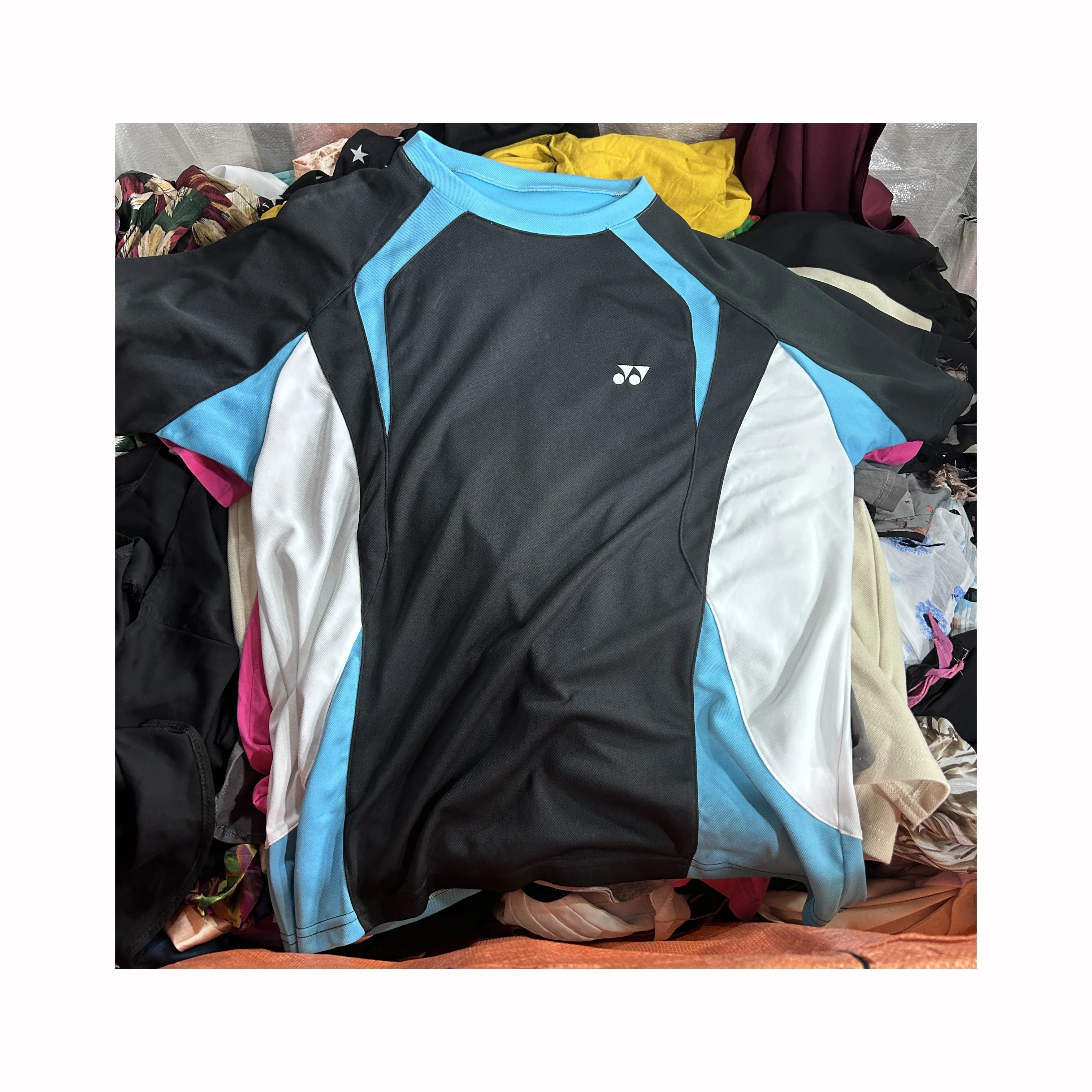 Used clothing bulks wholesale clothing bales Men t-shirts 100kg second hand clothes for sale from China
