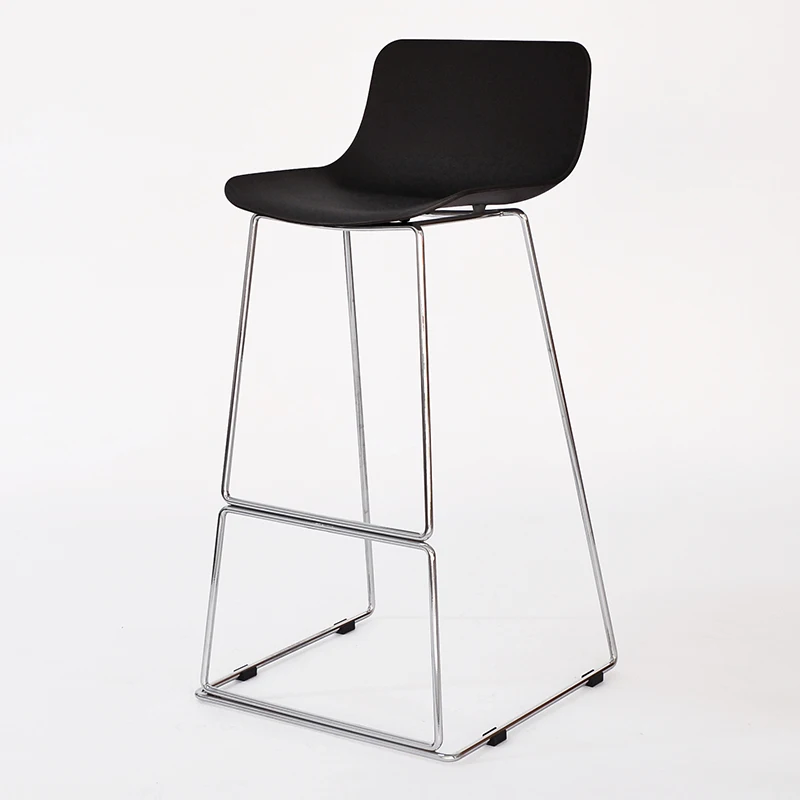 Fashion Plastic Cafe Furniture Metal bar table and chair set
