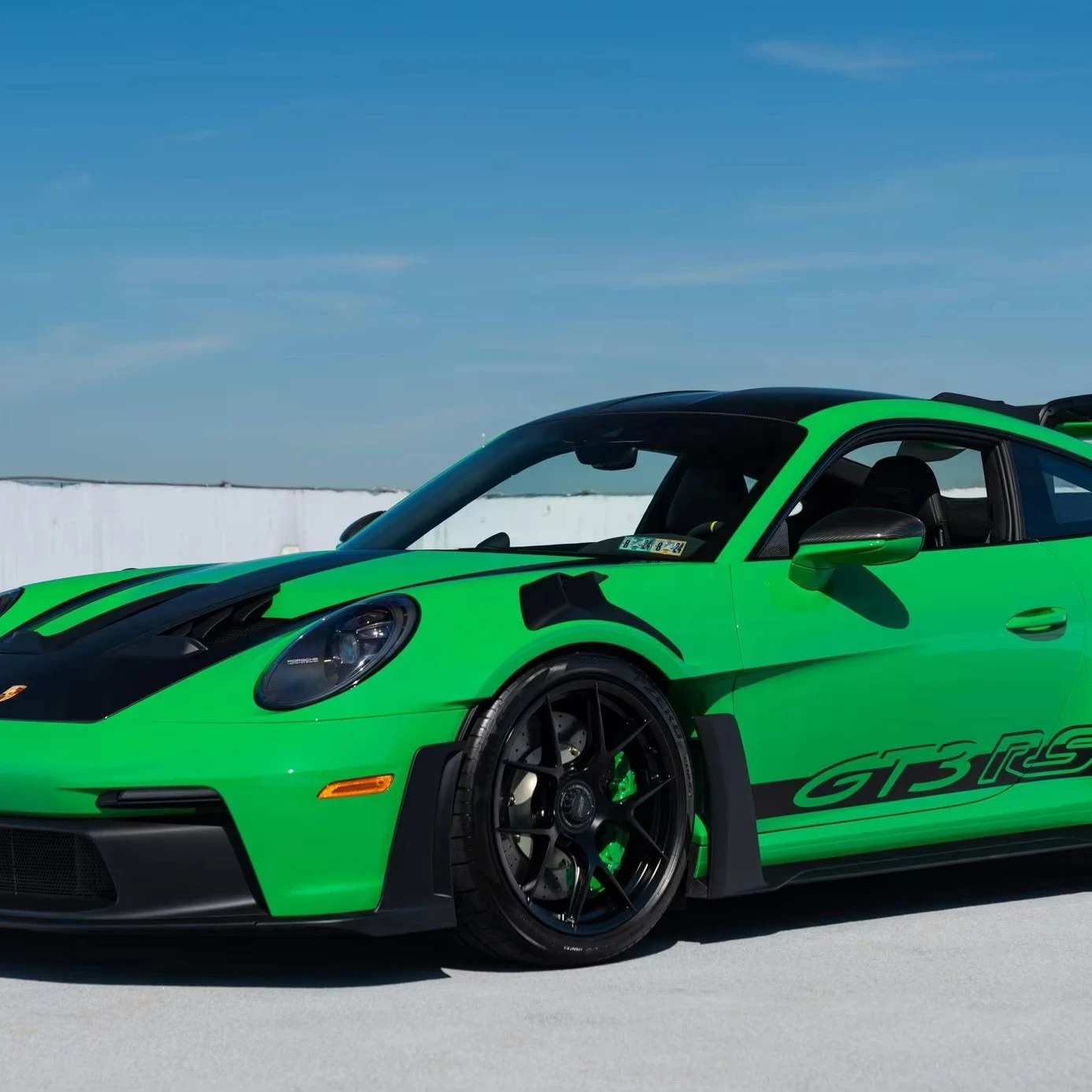 Очень 2023 Porsche911 GT3 RS Weissach 730 миль 518 л.с. плоско-6 питон зеленый
