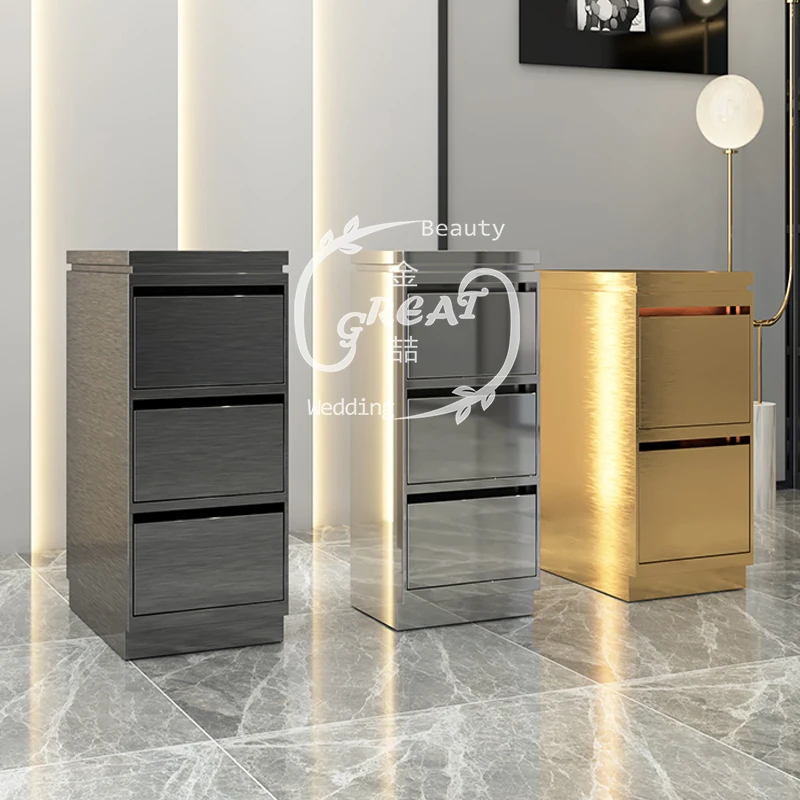 Foshan большой завод мебели высокое качество современный золотой косметический готовый стальной шкаф для Салона