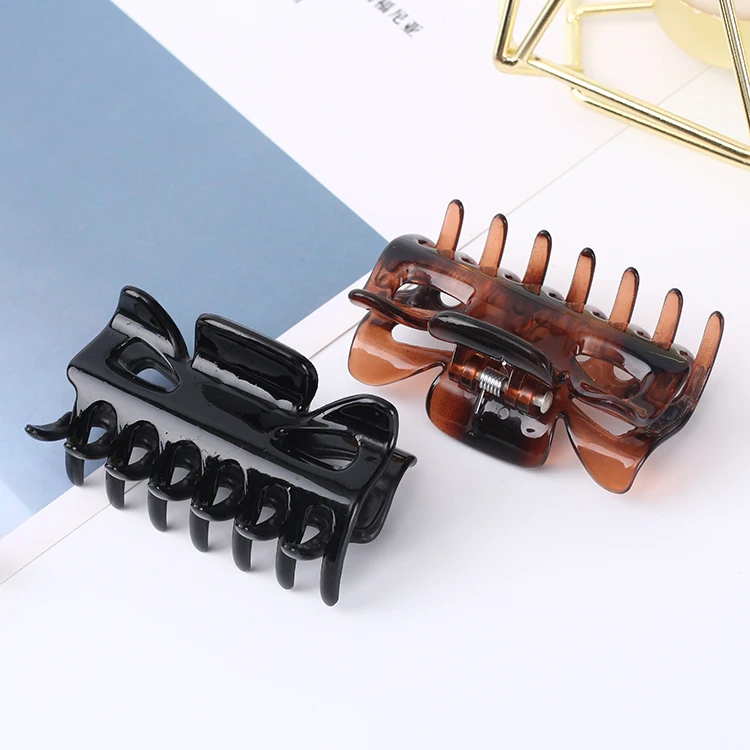wholesale 2021 Korean Women non slip Hair Accessories median size strange hand clip 6CM No slip hair claw