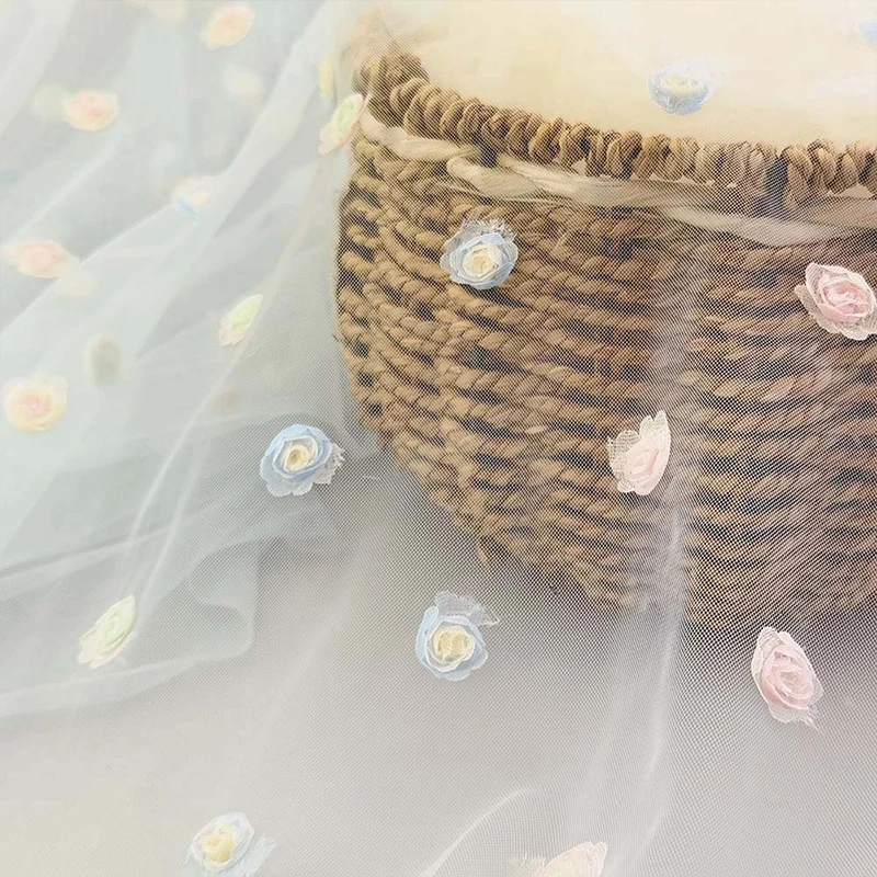 In stock white 3d flower lace fabric tulle mesh floral embroidery women girls dress decoration 3d flower lace fabric