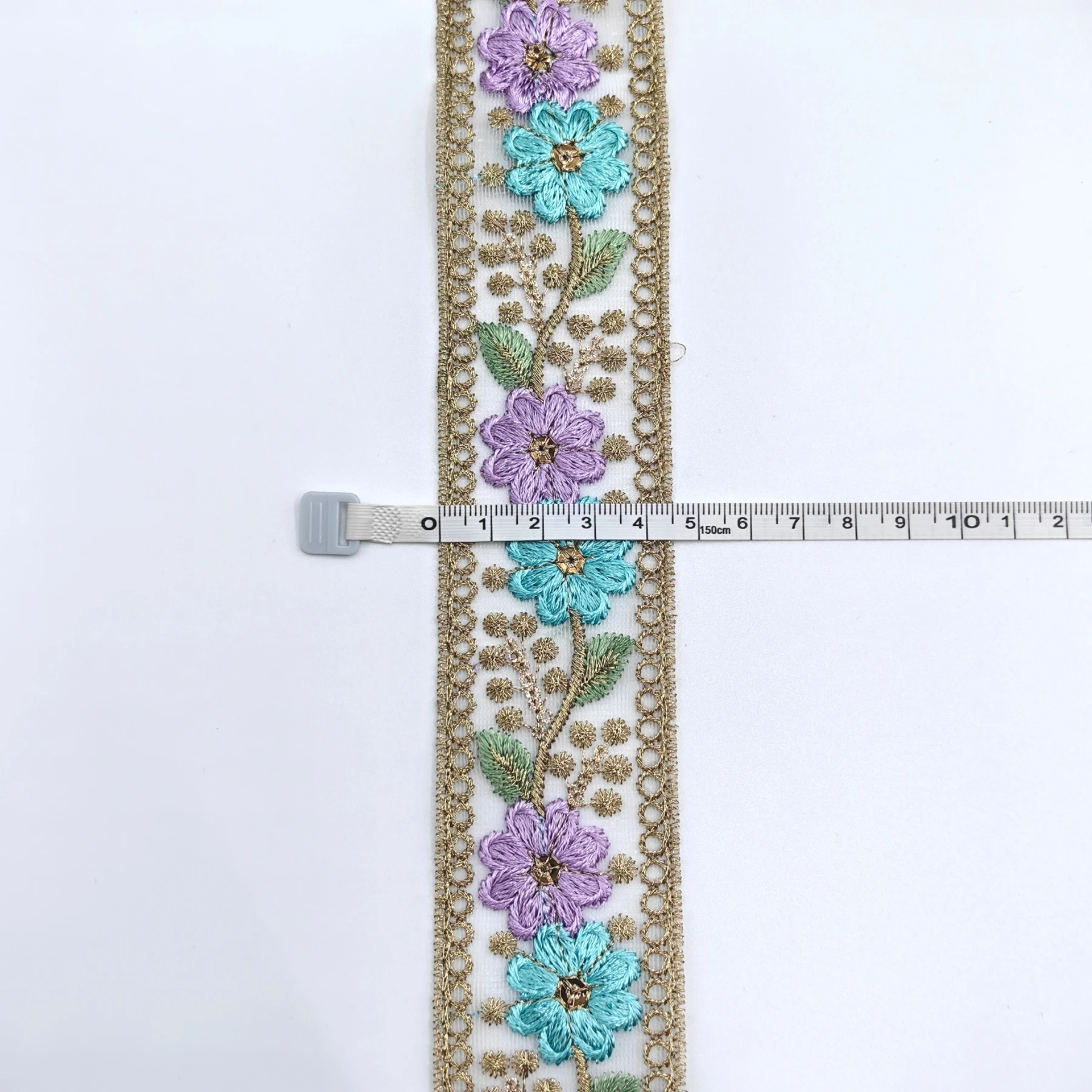 Hot Selling Gold Thread Bone Rope National Wind Multi-color Lace Embroidery Lace bar Code Dai Dance Clothing Design Accessories