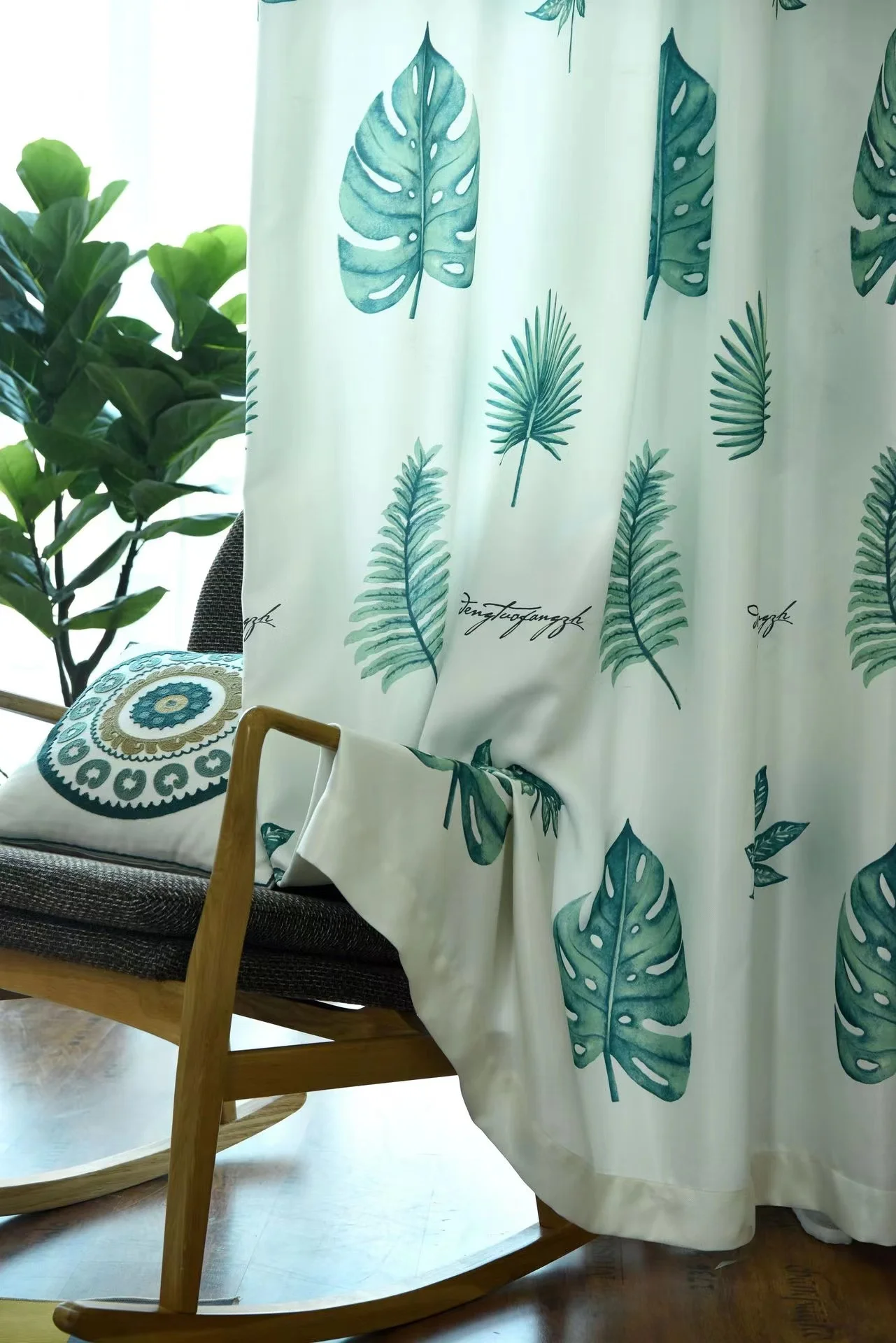 Graceful Two Side Shining Green Leaves Classical Print Blackout Curtain Window Curtain For Living Room