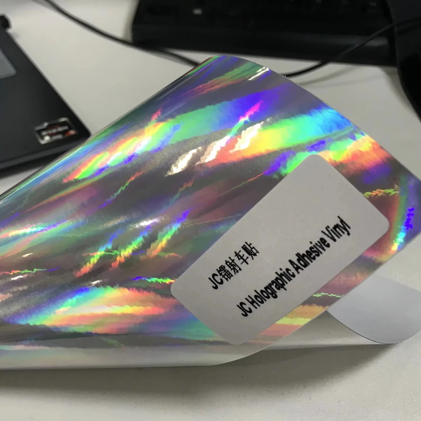 Holographic Vinyl Rolls Self-Adhesive Vinyl Chrome Vinyl Air Bubble Free