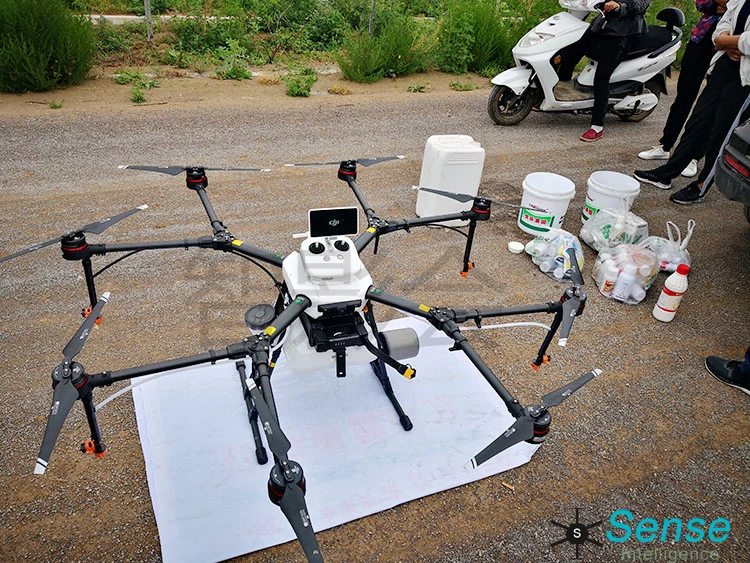 Promotion kit ! agras mg1p mg 1p agras mg-1p 10L drone agriculture sprayer uav with one charger four batteries