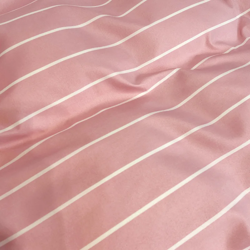 Custom color luxury pink low 4 pieces king size high quality comforters bedding set