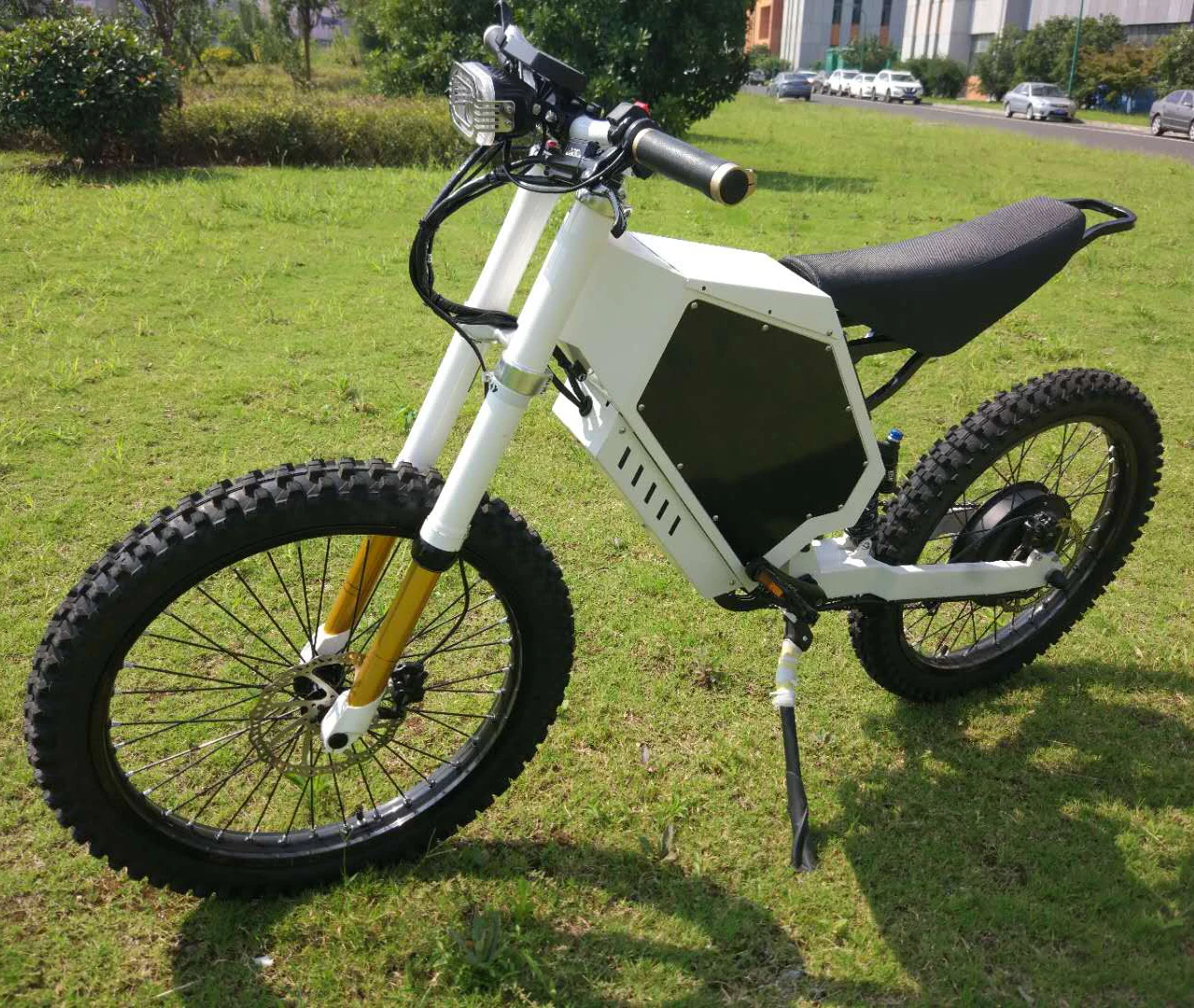Hot Sales 2000W 3000W Stealth Electric Bike Bomber With 48V 29Ah Lithium Battery 26x2.6 or 4.0 Tires