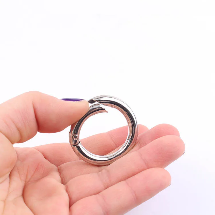 custom zinc alloy metal spring keyring hoop colourful key chain accessories Round Carabiner Snap Rings