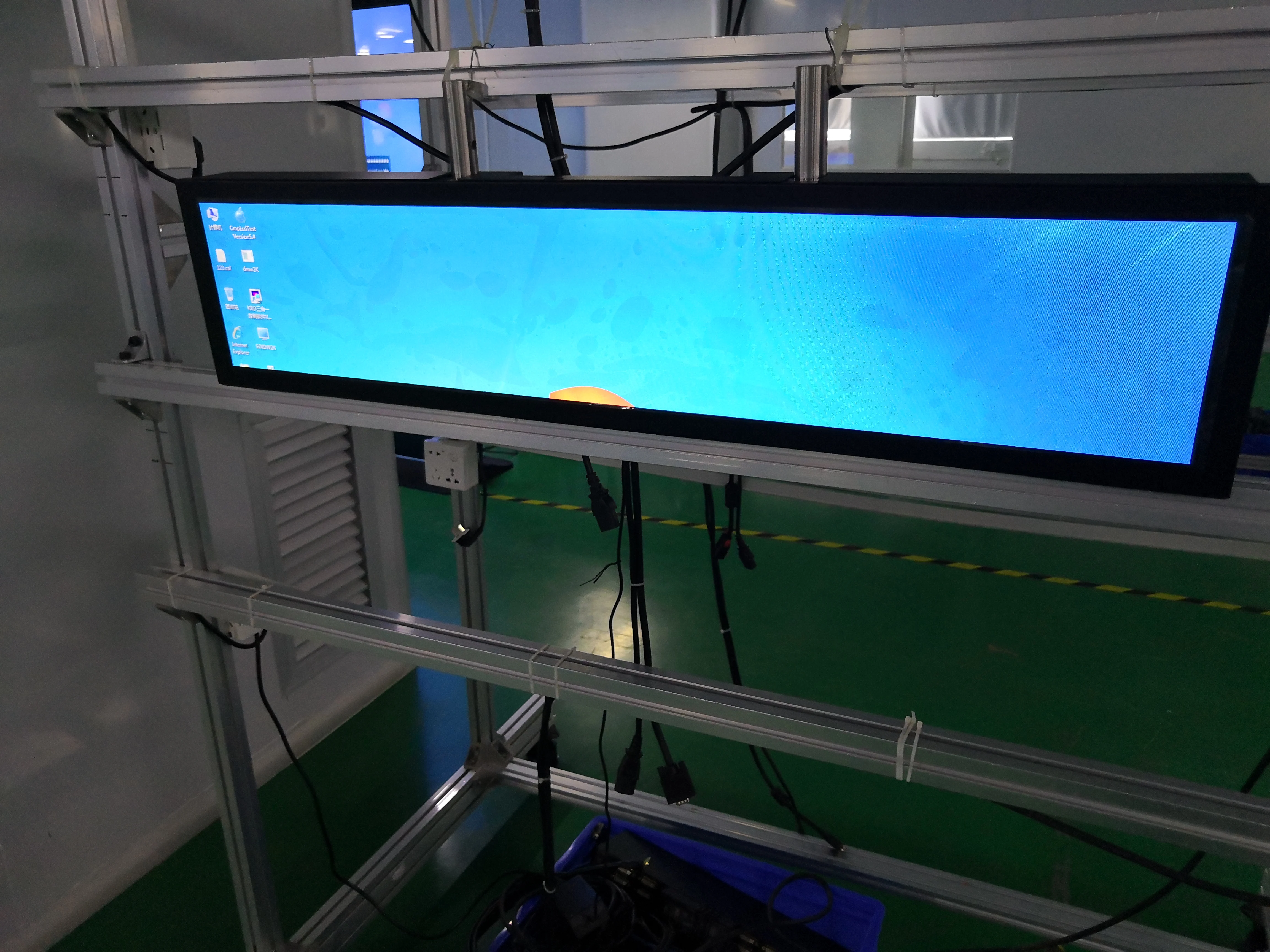 Android lcd stretched bar display ultra wide monitor stretched shelf bar lcd screen advertising display